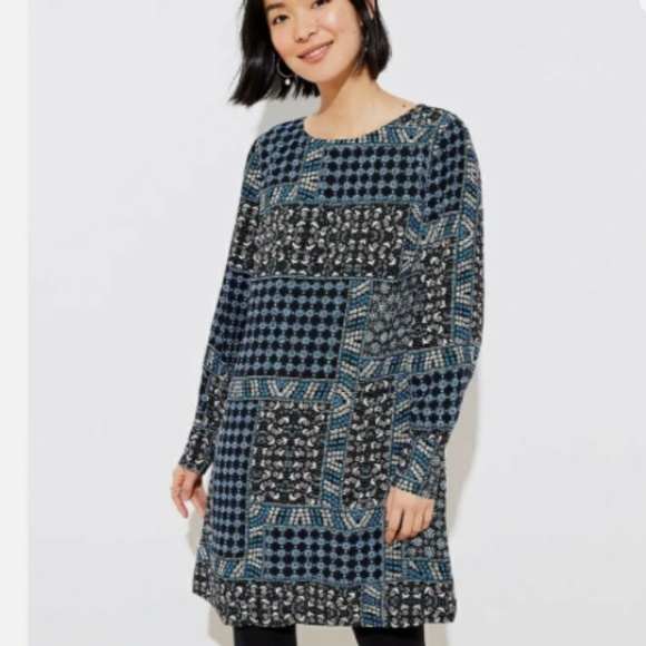 LOFT Dresses & Skirts - Ann Taylor Loft patchwork pattern lined swing dress Size 4